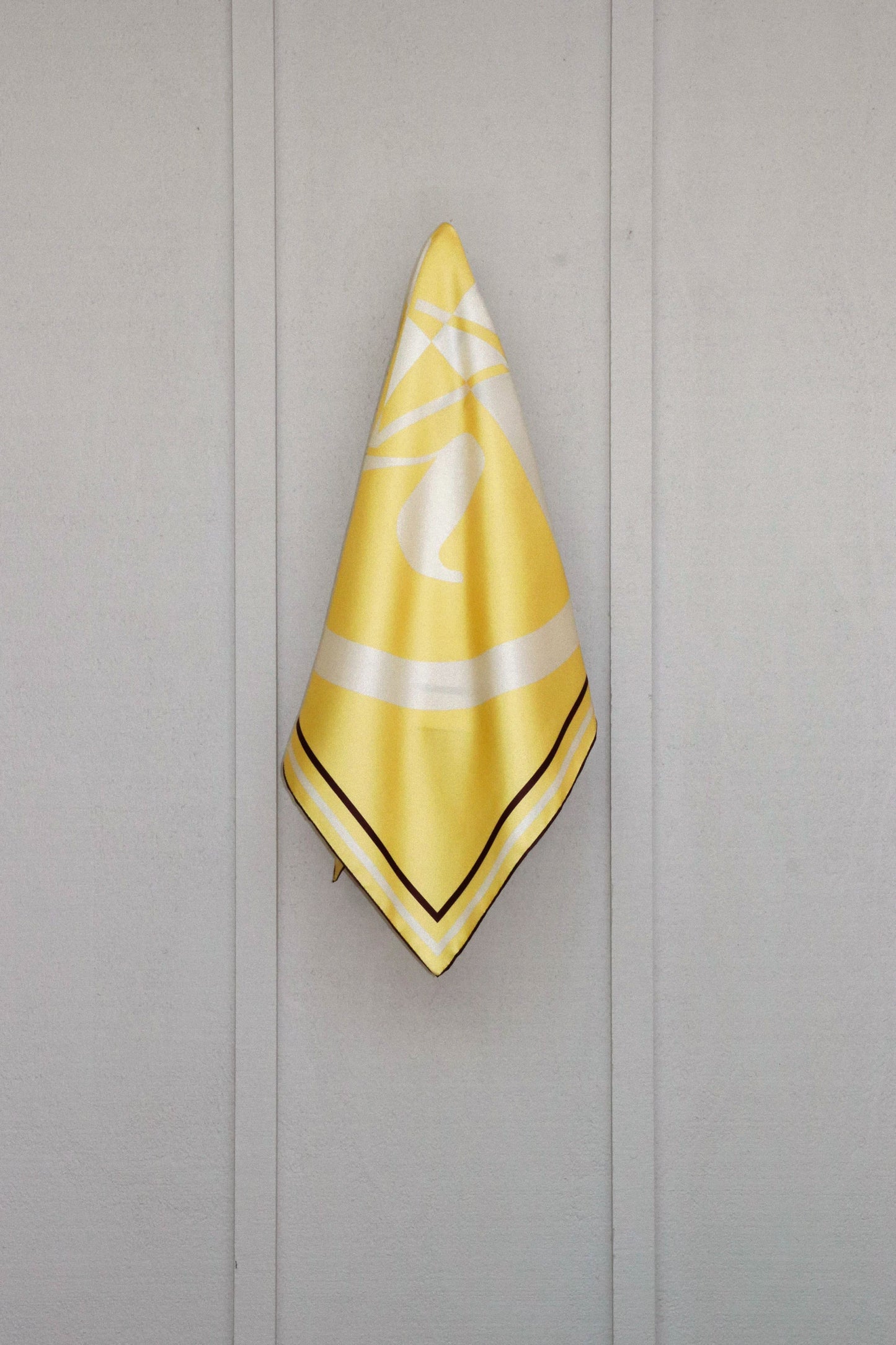 COLOUR BLOCK - ARYLIDE YELLOW & ALABASTER