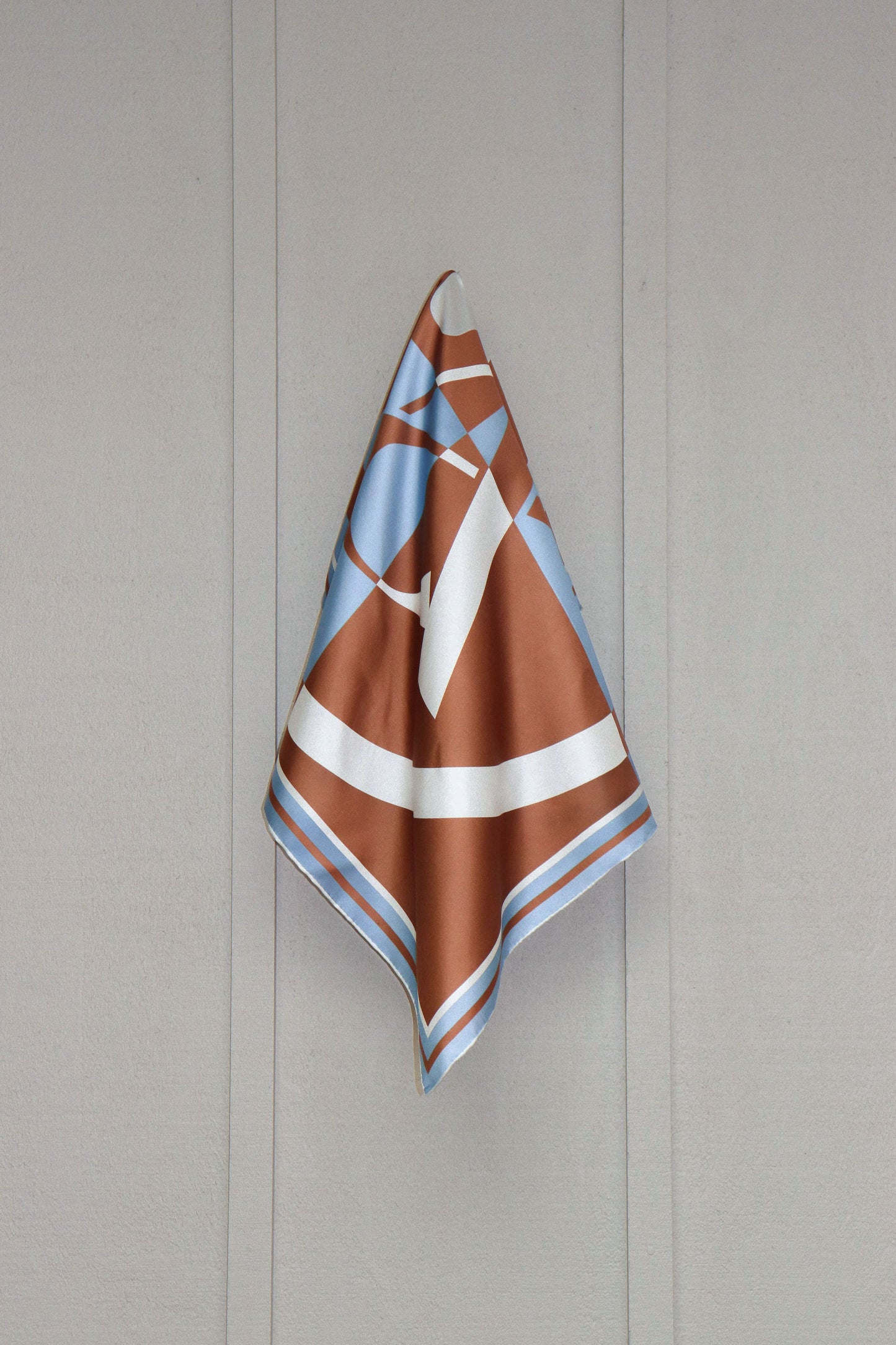 COLOUR BLOCK - GLACIER & MOCHA